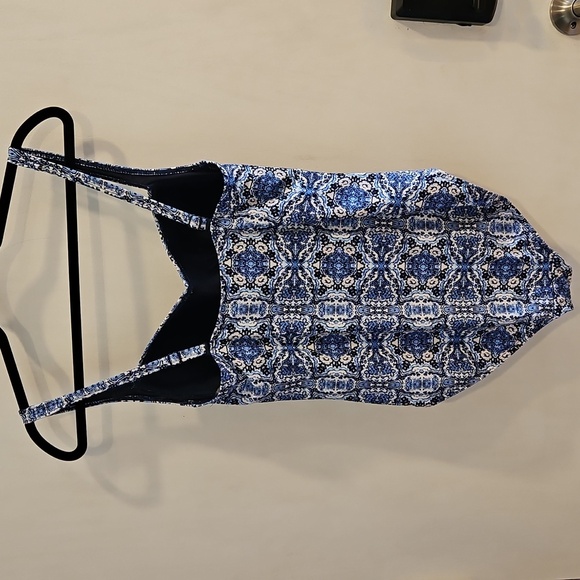 Niptuck Swim Blue White Mosaic Patterned One-Piece Swimsuit 10 - Picture 9 of 9
